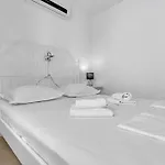 Ivona - Exklusiv Макарска