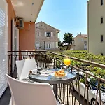 Ivona - Exklusiv アパート