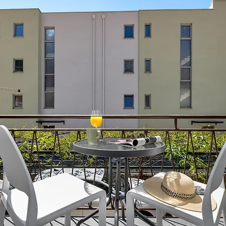 Ivona - Exklusiv Makarska